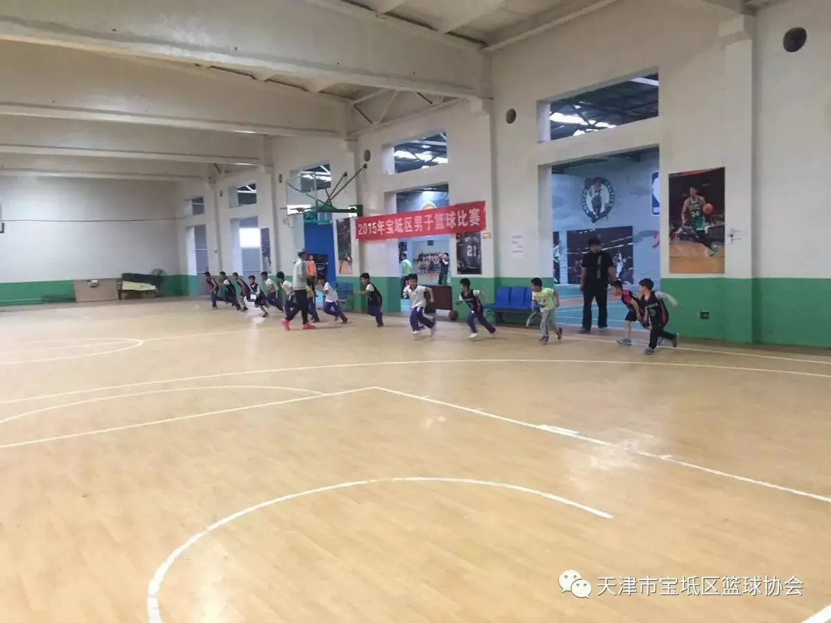大学生篮球社团如何引入智能情感技术_0